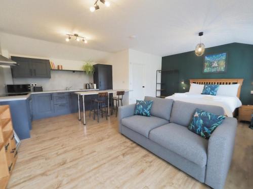 Edwinstowe Apartment | Loxley's Lodge at Edwinstowe