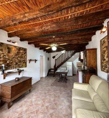 La Brena Ski Chalet | Luby Cortijo El Horno