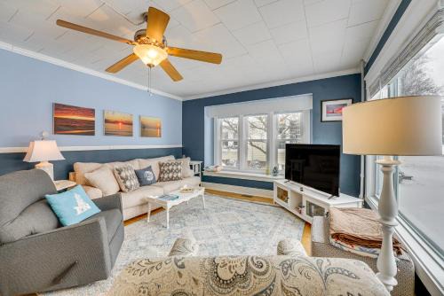 Ludington House | Ludington Home with 6 Bicycles Less Than 1 Mi to Beach!