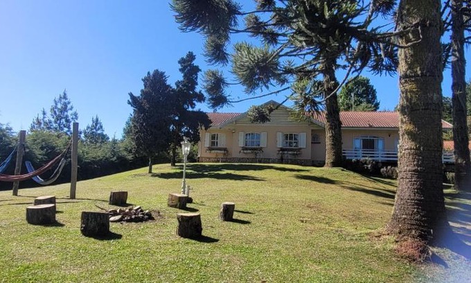 Vila Poran House | Lugar tranquilo, ideal para a família, 3km capivar