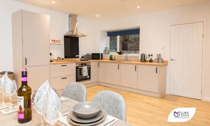 Crook House | Luke Stays - Good Station Cottages