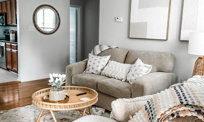 Southwest Raleigh Cottage | LuLu's Oasis- ITB Five Points Cottage! Family and Pet Friendly