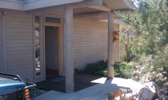 Lee Vining House | Lundy House - Lundy Canyon