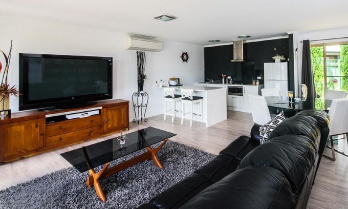 Normanville Bed & Breakfast | Lure Bed and Breakfast