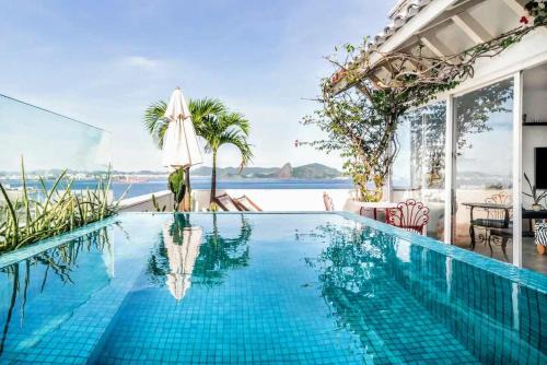 Gloria Apartment | Lux 12 - Cobertura Romantica com piscina aquecida e vista mar