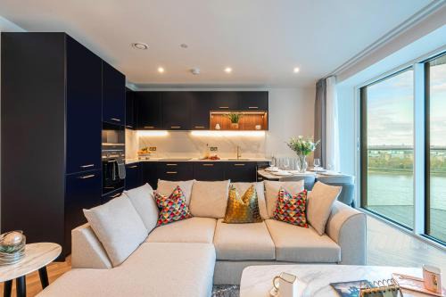 Woolwich Apartment | Lux 2 bed 2 bath with Riverviews