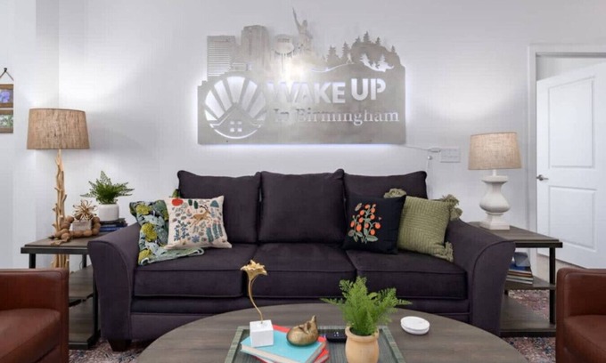 Pelham Apartment | Lux 2 BR w/private 2 bath Mins to Oak Mtn St Park