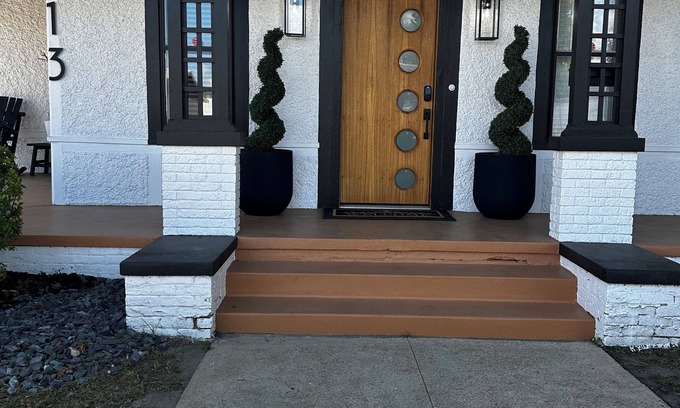 Columbus House | Lux Housenproperty located in the heart of the historic district of Columbus, MS