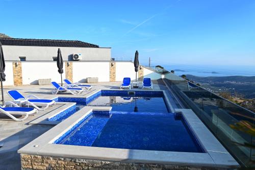 Ravno Villa | Lux Villa LUS near Dubrovnik with private pool