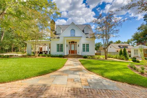 Montrose House | Luxe Fairhope Home with Covered Patio Walk to Bay