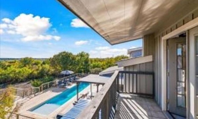 Manor House | Luxe Farmhouse Hot Tub Pool On 5 Acres