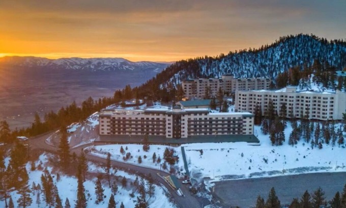 Tahoe Village Villa | Luxe Heavenly Villa | Pools, Fitness Centre