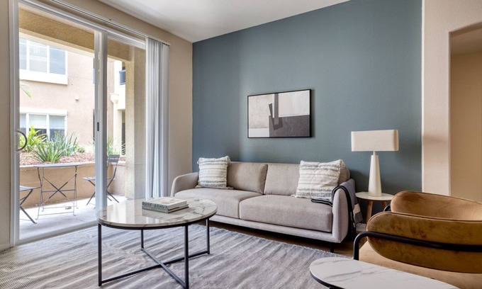 Playa Del Rey Apartment | Luxe Playa Del Rey 2BR w/Pool, Spa & Gym, nr Playa Beach, by Blueground