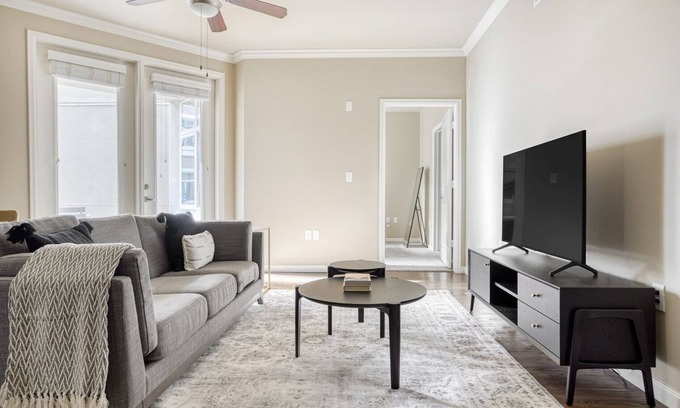 North San Jose Apartment | Luxe San Jose 2BR w/Gym, Pool & W/D, near Samsung & Cisco, by Blueground