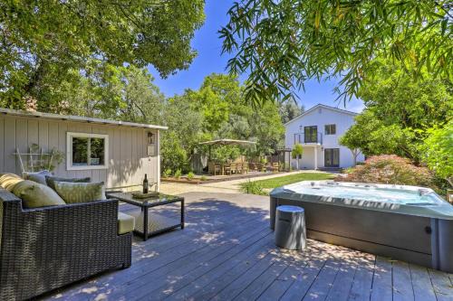 Rutherford House | Luxe Wine Country Getaway with Vineyard Views