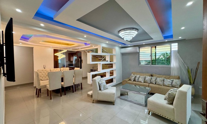 Santiago Province Apartment | Luxury 4 Bedrooms Penthouse