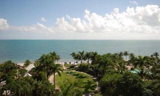 Key Biscayne Condo | Luxurious 1 bdr suite oceanfront in the newly renovated Ritz Key BIscayne Miami