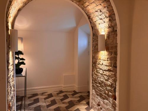Monkstown Apartment | Luxurious 2 bedroom apartment with sea view in Monkstown