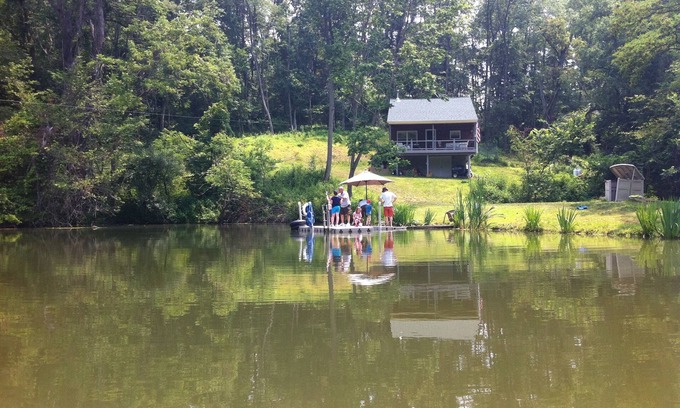 Triadelphia Cabin | Luxurious Cabin Retreat near Oglebay Park
