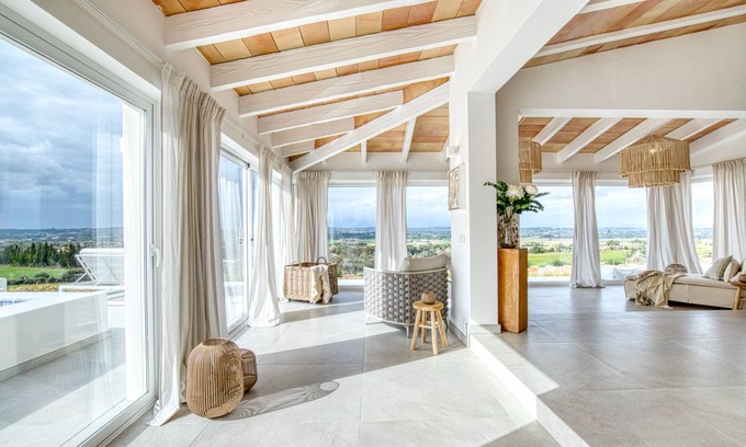 Ariany House | Luxurious finca with guest house, pool, tennis court and Tramuntana views