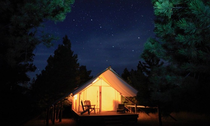 Helena Cabin | Luxurious Glamping With Complete Privacy & 360° Views of the Rocky Mountains