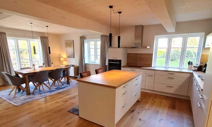 Husum House | Luxurious holiday home with sauna