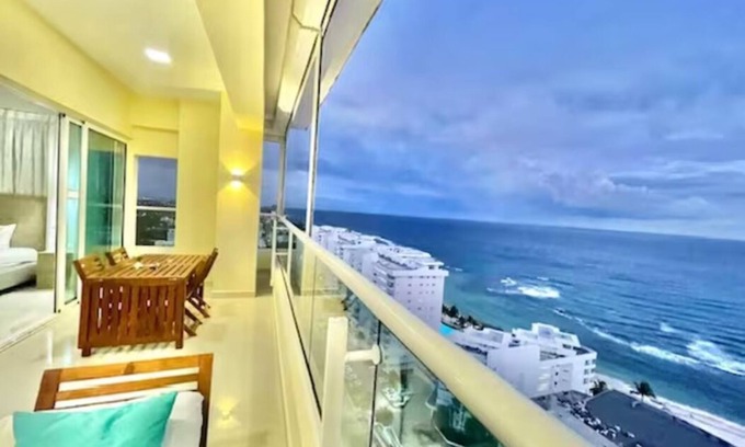 Villas Del Mar Condo | Luxurious Ocean Front 19th Floor 3 Bed Apartment