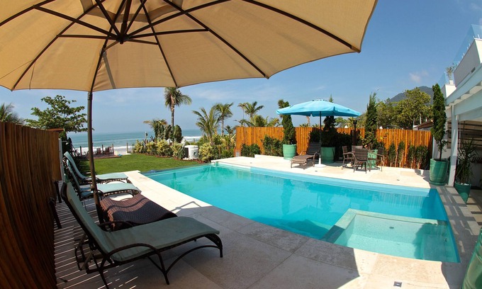 Maresias House | Luxurious Ocean Front Home