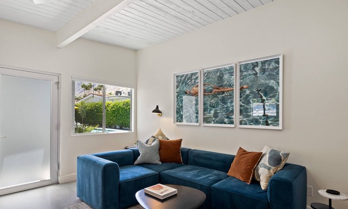 Historic Tennis Club Condo | Luxurious Tennis Club Bungalow 3 with Mountain Views and Walks to Downtown Palm Springs!