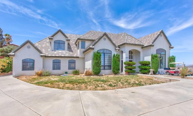 Agua Dulce Villa | LUXURIOUS VILLA FOR BEST VACATIONS AND MEMORIES