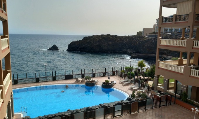 San Miguel de Abona Apartment | Luxury 1 bed sleep 2 in El Nautico Suites, Golf del Sur, Tenerife