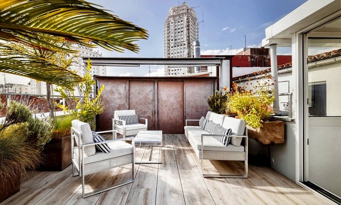Malasana Apartment | Luxury 1 bedroom penthouse with large private terrace, views of Madrid/WIFI