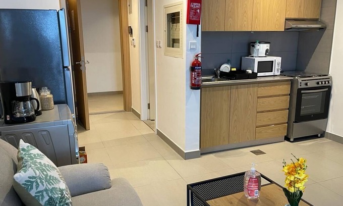 Sharjah House | Luxury 1 BR Studio in Sharjah Dubai - 15 mins from airport