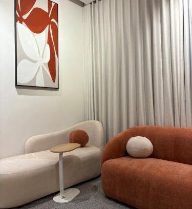 Dammam Apartment | Luxury 1BR Suite Walk to Café&Supermarket