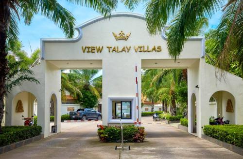 Central Pattaya Villa | Luxury 205sqm Pool Villa in Central Location 5min to Beach & Walking Street