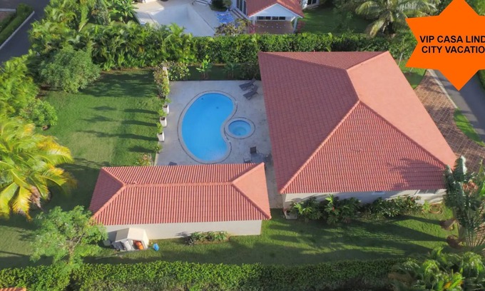 Sosua Villa | 😎Luxury 3 bdrm Villa -Private Pool- Min. to the beach - Private Chef for hire😎