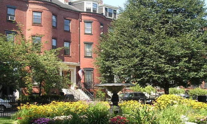 Shawmut Condo | Luxury 3 Br/2.5 Ba + Private Patio on one of Boston's Most Desirable Streets