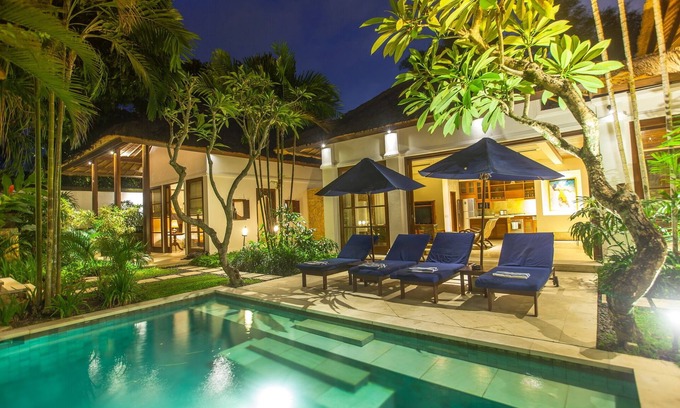 Jimbaran Bay Villa | Luxury 4BR Villa In Jimbaran! 10Min Walk To The Beach! W/Private Swimming Pool!