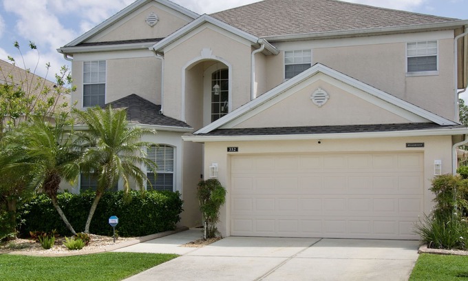 Highlands Reserve House | Luxury 5-Bed Golf Course Villa with Private Pool & Spa and Games Room