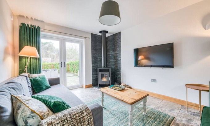 New Forest District Apartment | Luxury 5* Cottage | New Forest | Family | Friends