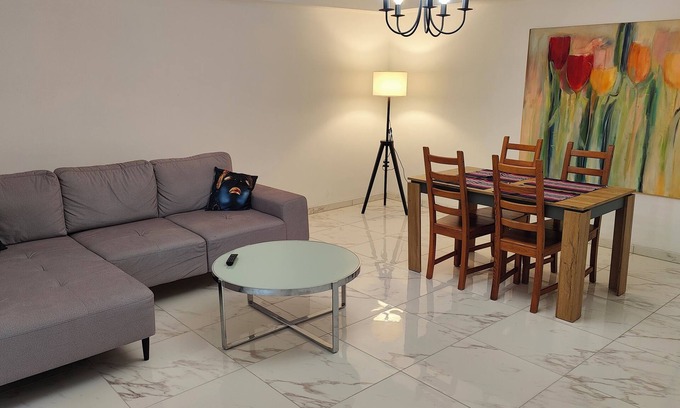 Kaarst Apartment | Luxury apartment (81m²) near Düsseldorf, completely renovated, with parking space