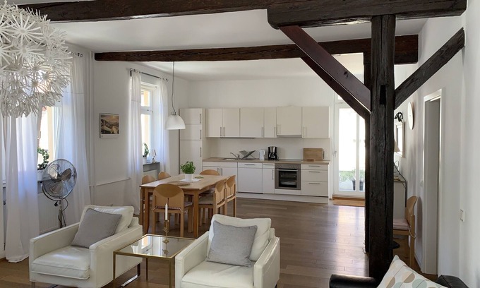 Heidelberg City Centre Apartment | Luxury apartment with a sunny terrace in the old town
