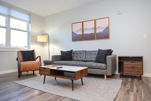Reading Apartment | Luxury apartment with gym, steps from commuter rail #4011