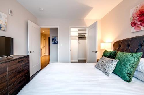 Seaport District Apartment | Luxury Apt in the Heart of Seaport