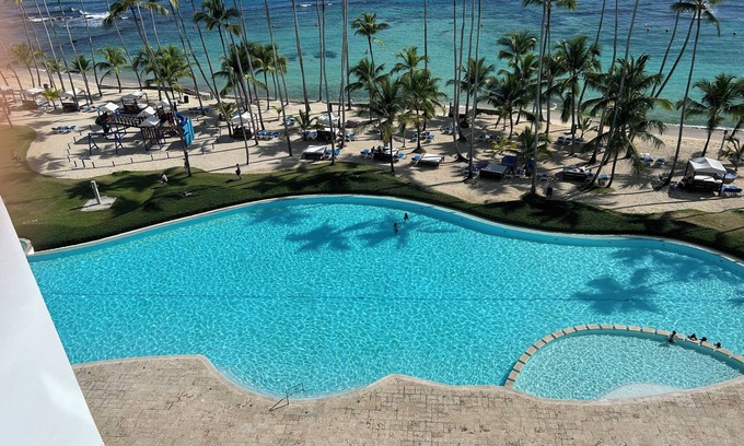 Villas Del Mar Condo | Luxury beach Front Apartment in Juan Dolio Beach