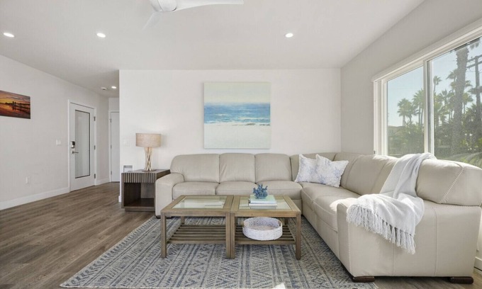 Carlsbad Village Villa | Luxury Beachfront Villa - Penthouse A