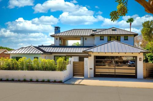 Upper Hermosa House | Luxury Bird Rock Home with Private Pool, Hot Tub & Fire Pit!