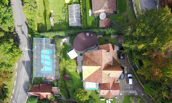 Alto do Capivari House | Luxury Campos do Jordão House in Alto do Capivari 4km from Baden for up to 20 p.