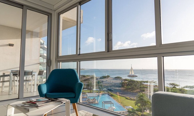 Noord Condo | Luxury Condo, Amazing Views on 5th floor , Eagle/Palm Beach🏝️