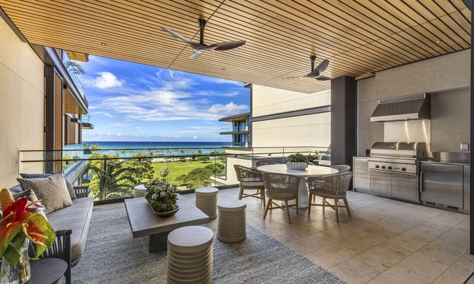 Ala Moana Condo | Luxury Condo w/Resort Pool/Spa, AC, Ocean View & Spacious Lanai: Park Lane Sky